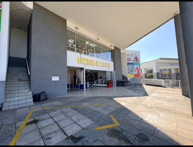 2,194M² RETAIL FOR SALE IN LONEHILL